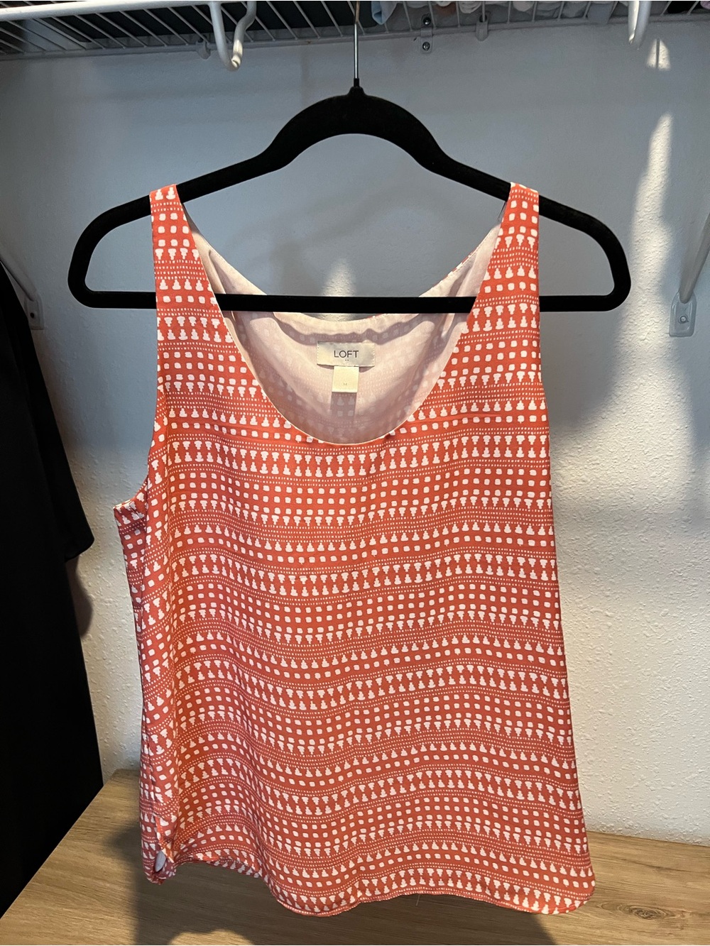LOFT Coral-White Patterned Scoop Neck Tank